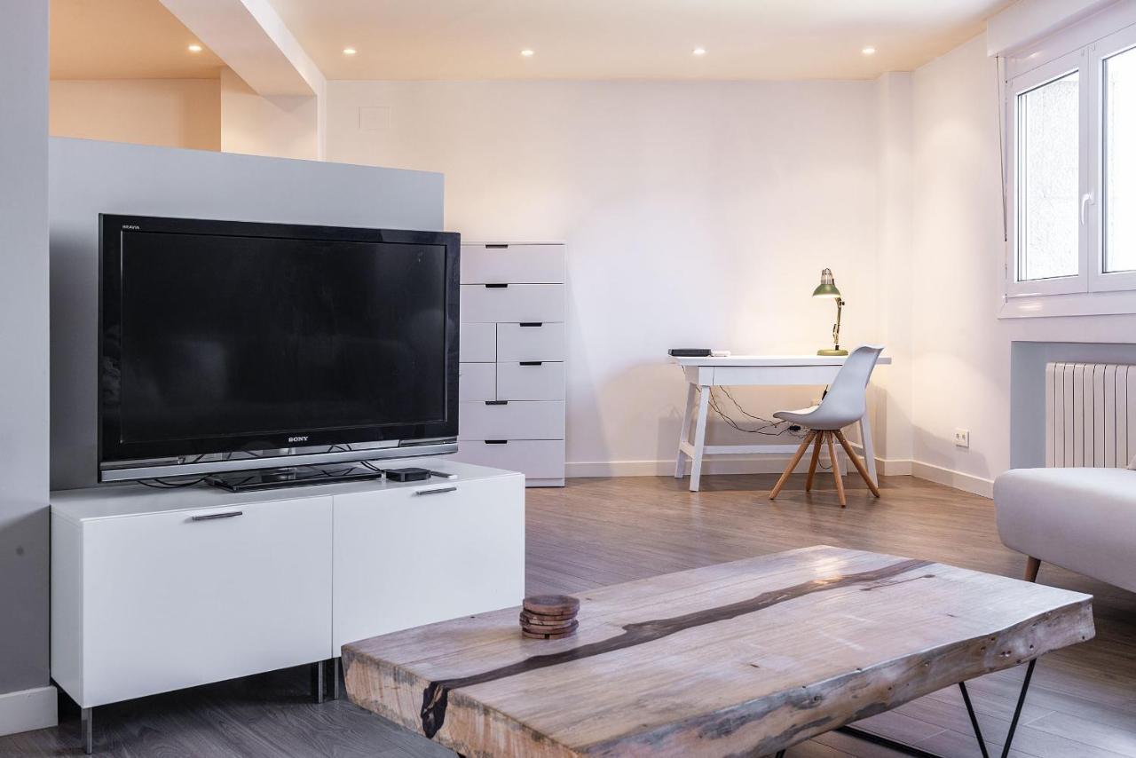 Always Easy - Luna Apartment Сан Себастиан Екстериор снимка