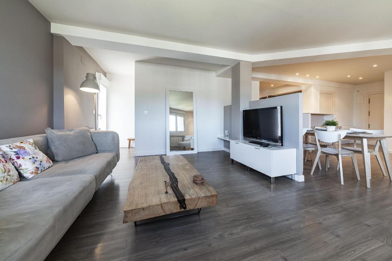 Always Easy - Luna Apartment Сан Себастиан Екстериор снимка